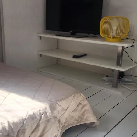 Meuble Cap D Avec Tres Belle Vue Sur Le Port * Agde