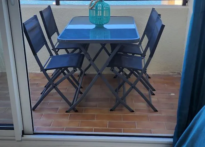 Meuble Cap D Avec Tres Belle Vue Sur Le Port Apartment *