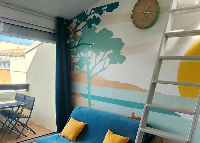 Apartment Meuble Cap D Avec Tres Belle Vue Sur Le Port Agde